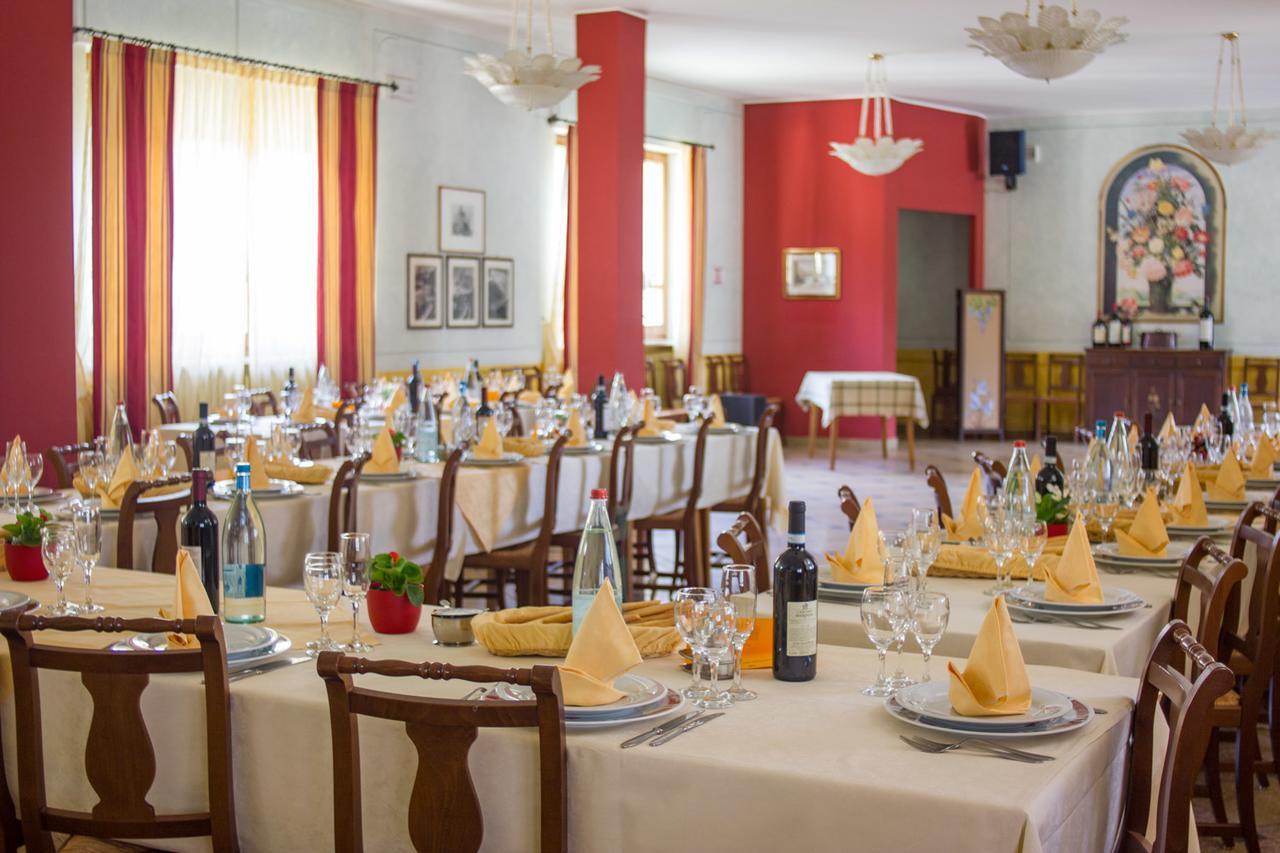 Hotel Ristorante Buasca Cuorgnè Exterior foto